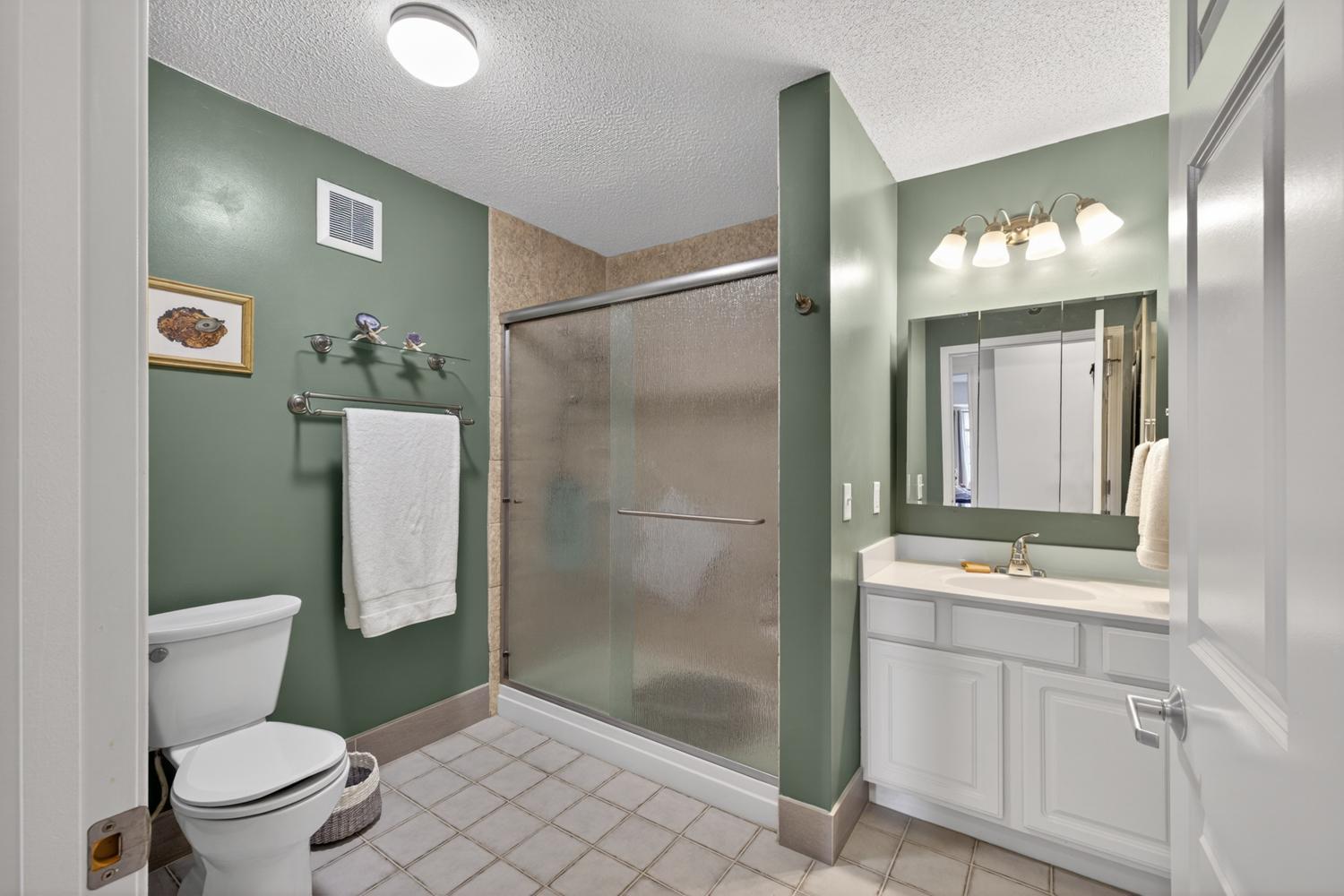 2022 29th Place Northwest, Unit 103 Rochester, MN 55901 - Photo 13 of 16