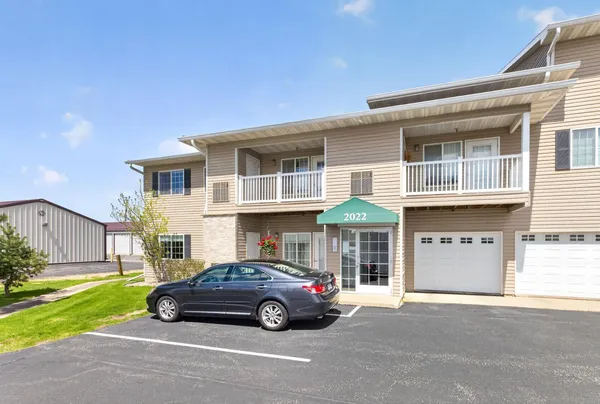 $170,000 | 2022 29th Place Northwest, Unit 103, Rochester, MN 55901