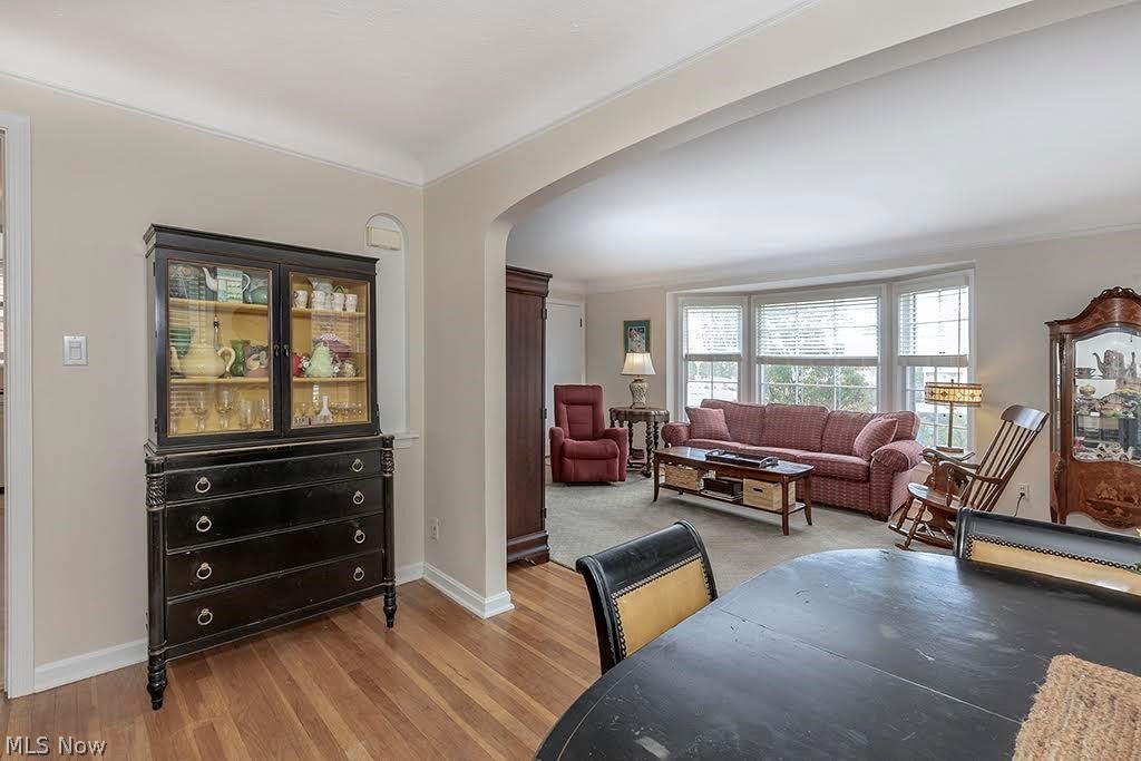 13582 Cedar Road Cleveland, OH 44118 - Photo 8 of 42