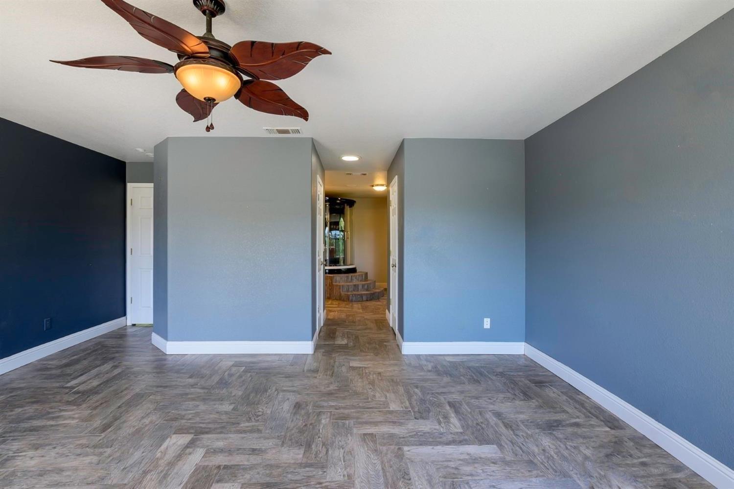 21281 Loper Valley Road Clovis, CA 93619 - Photo 14 of 40 Gallery Image 14