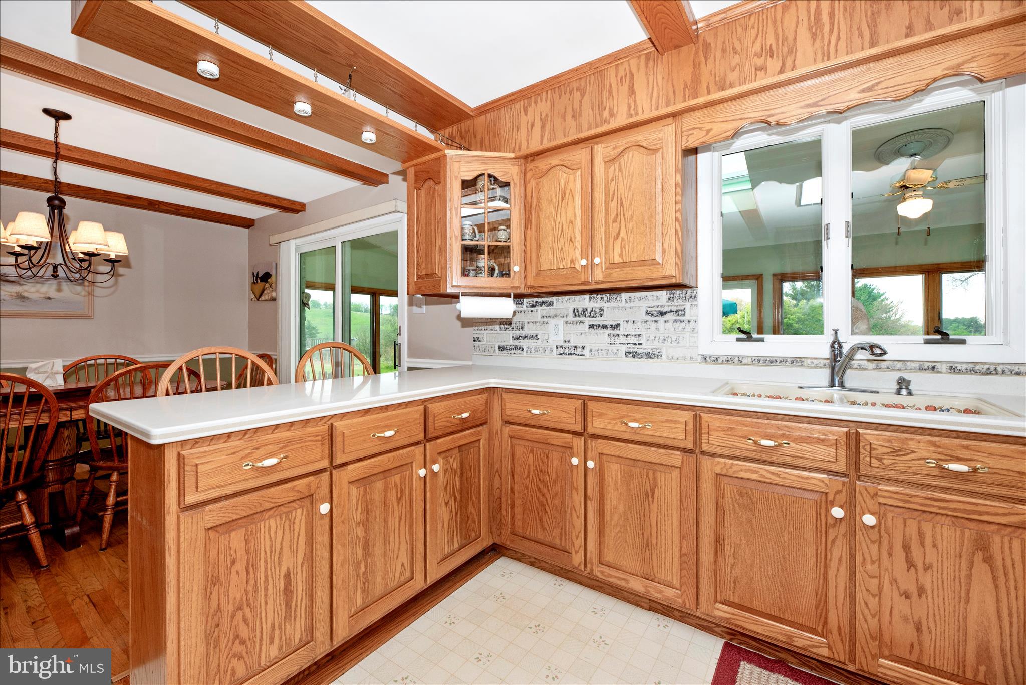 19845 Toms Road Boonsboro, MD 21713 - Photo 17 of 52 Kitchen