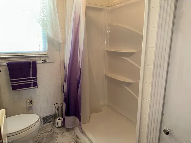 $220,000 | 10015 Highway 268, Elkin, NC 28621