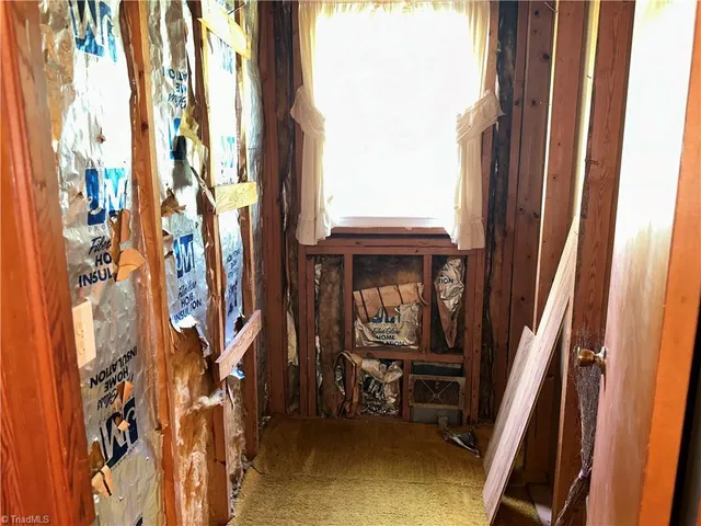 $220,000 | 10015 Highway 268, Elkin, NC 28621