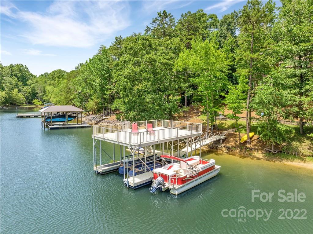 934 Cove Point Lane Tega Cay, SC 29708 - Photo 3 of 48 Gallery Image 3