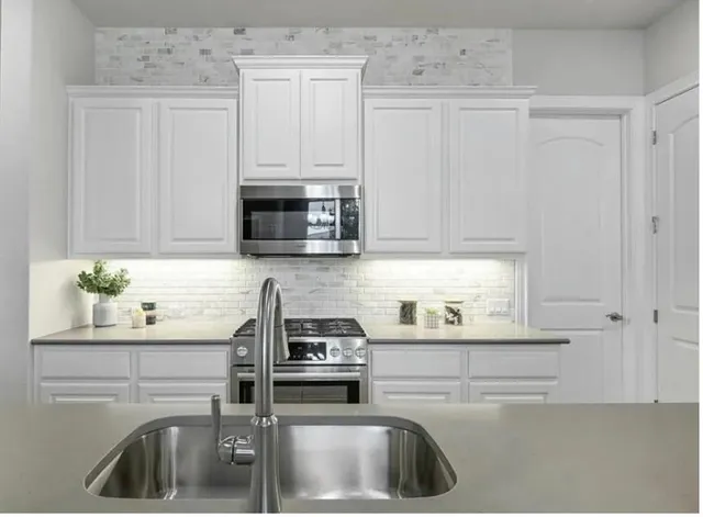 $319,900 | 138 Rivalto Drive, Horseshoe Bay, TX 78657