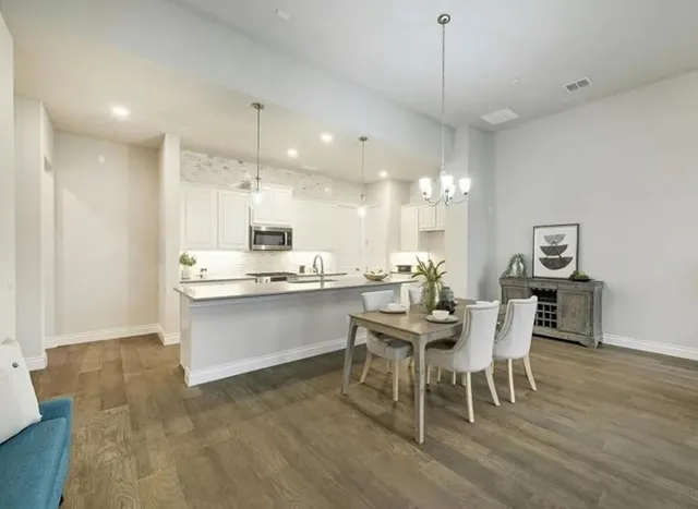 $319,900 | 138 Rivalto Drive, Horseshoe Bay, TX 78657