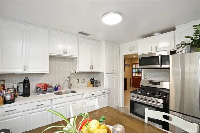 $3,300 | 7642 Arnett Street, Downey, CA 90241