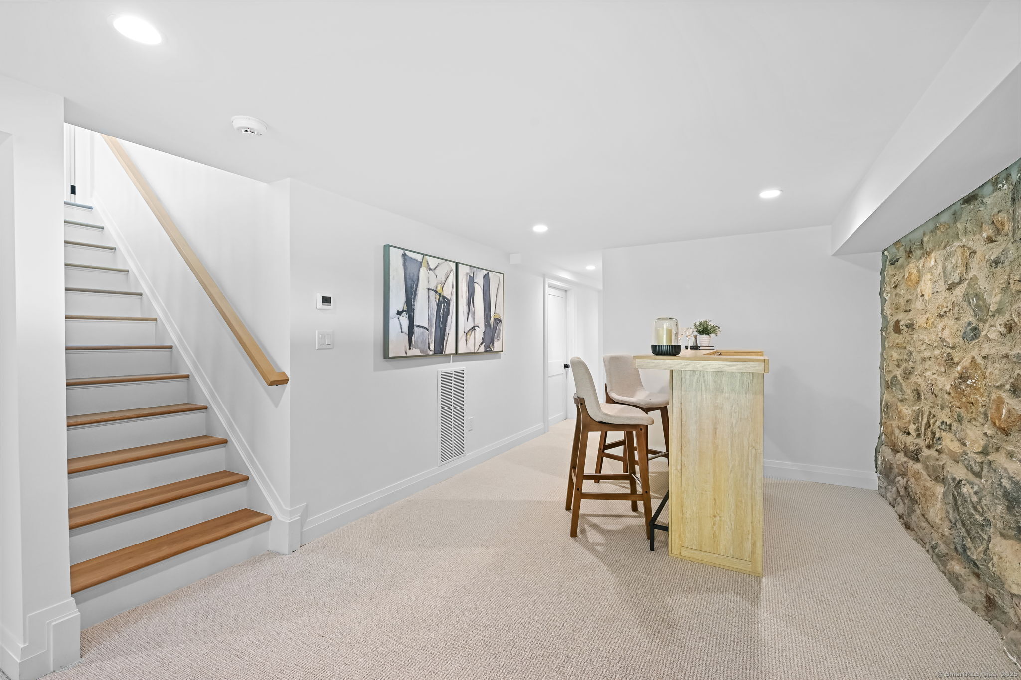 71 Peaceable Ridge Road Ridgefield, CT 06877 - Photo 33 of 40