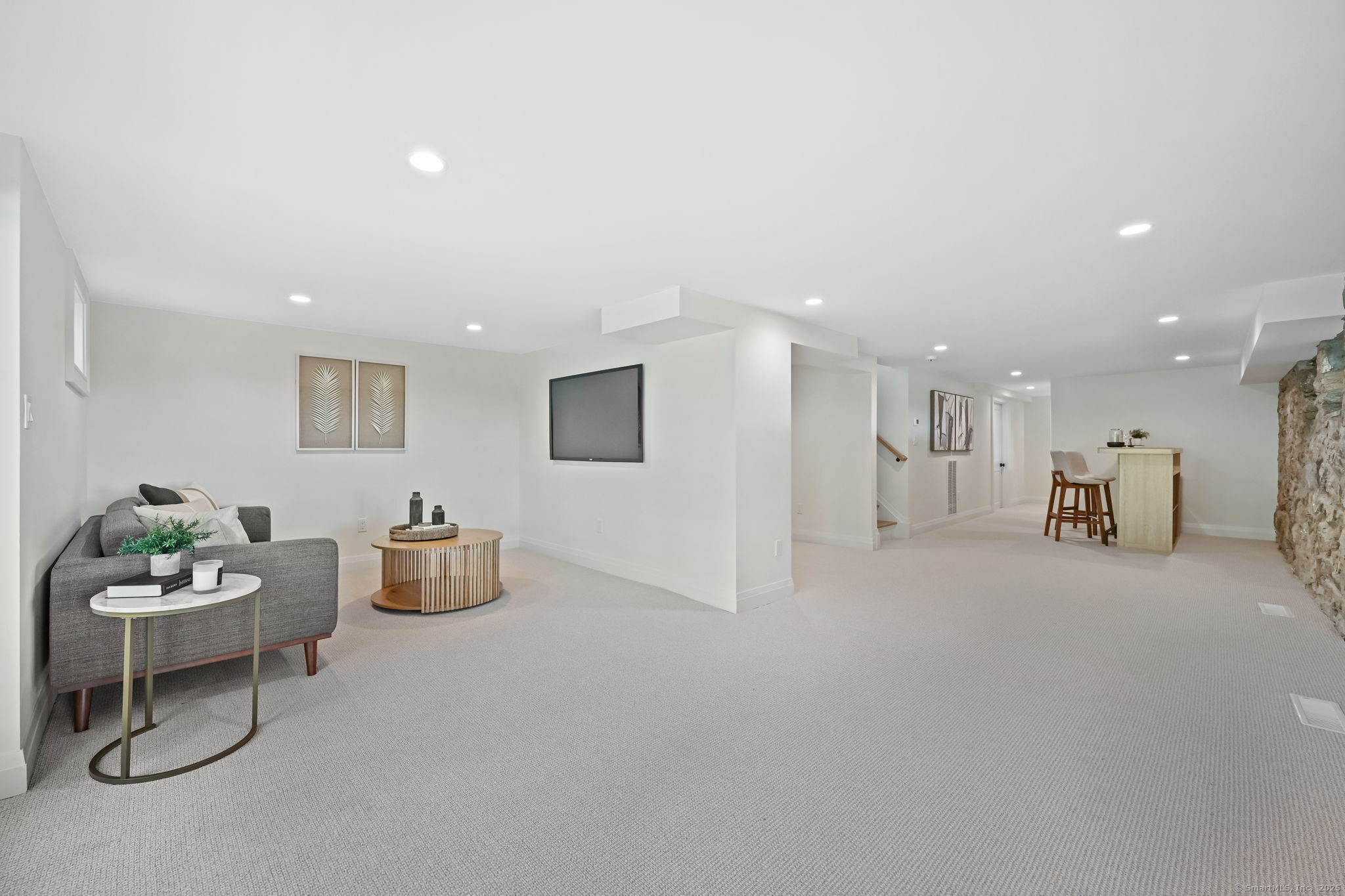 71 Peaceable Ridge Road Ridgefield, CT 06877 - Photo 36 of 41