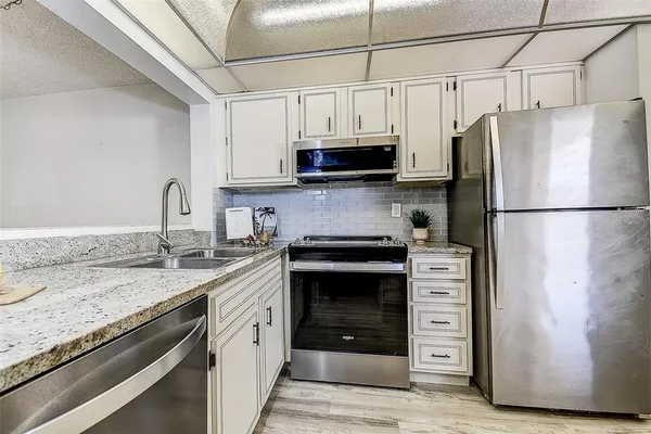 $161,000 | 12300 Vonn Road, Unit 7203, Largo, FL 33774