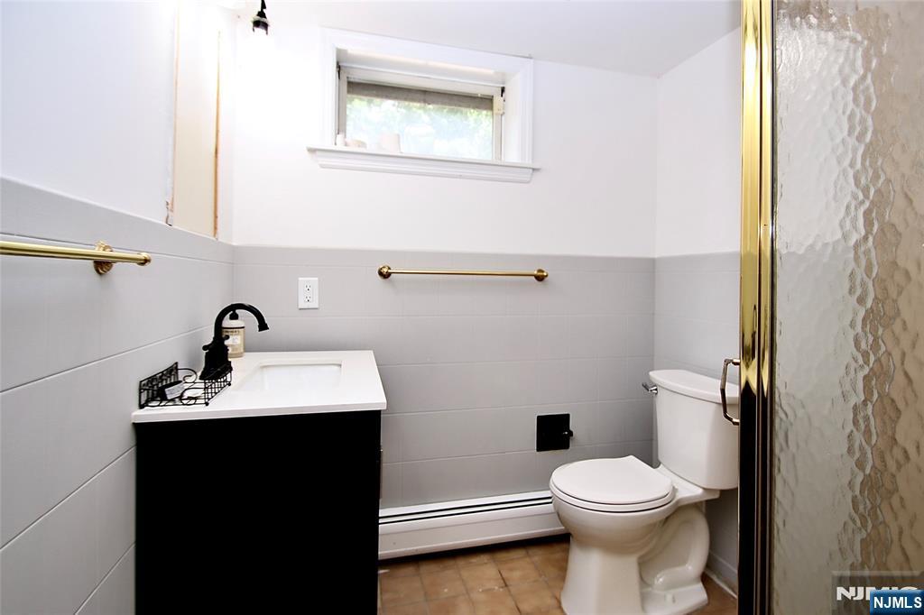 9 Watch Hill Road Mahwah, NJ 07430 - Photo 32 of 38