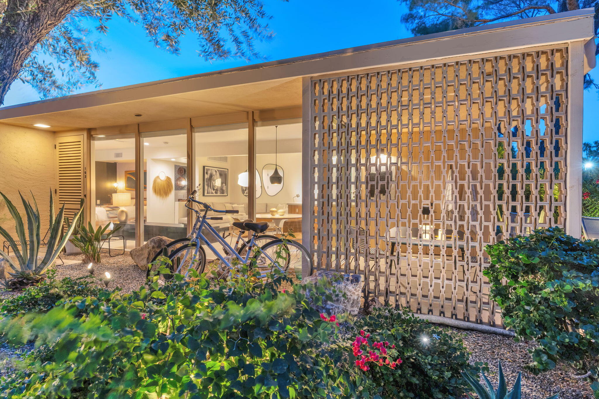 360 Cabrillo Road, Unit 103 Palm Springs, CA 92262 - Photo 10 of 50 10-web-or-mls-_DSC2413