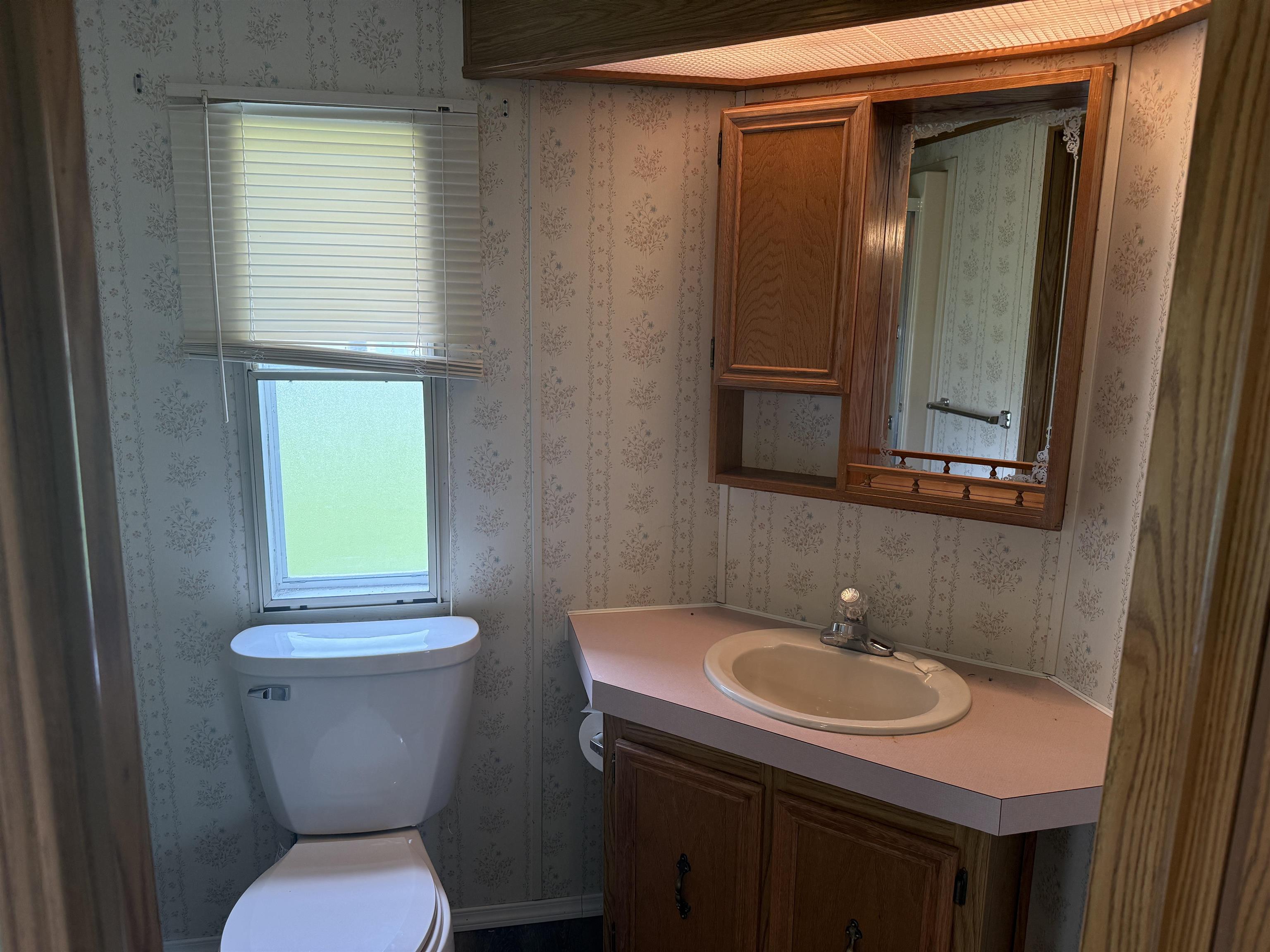 N5935 Derby Lane Cecil, WI 54111 - Photo 10 of 21