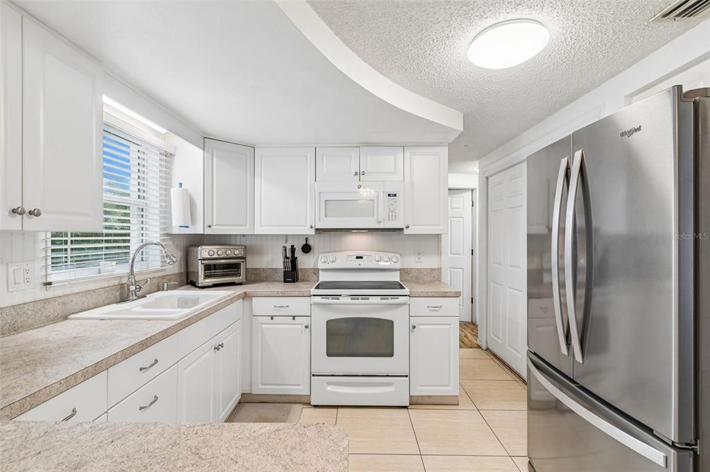 2440 Arcadia Road Holiday, FL 34690 - Photo 8 of 30