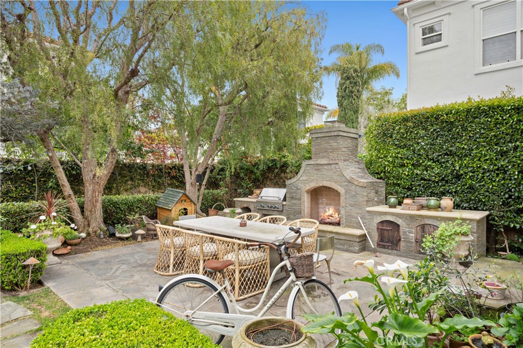 41 Whitehall Newport Beach, CA 92660 - Photo 21 of 22