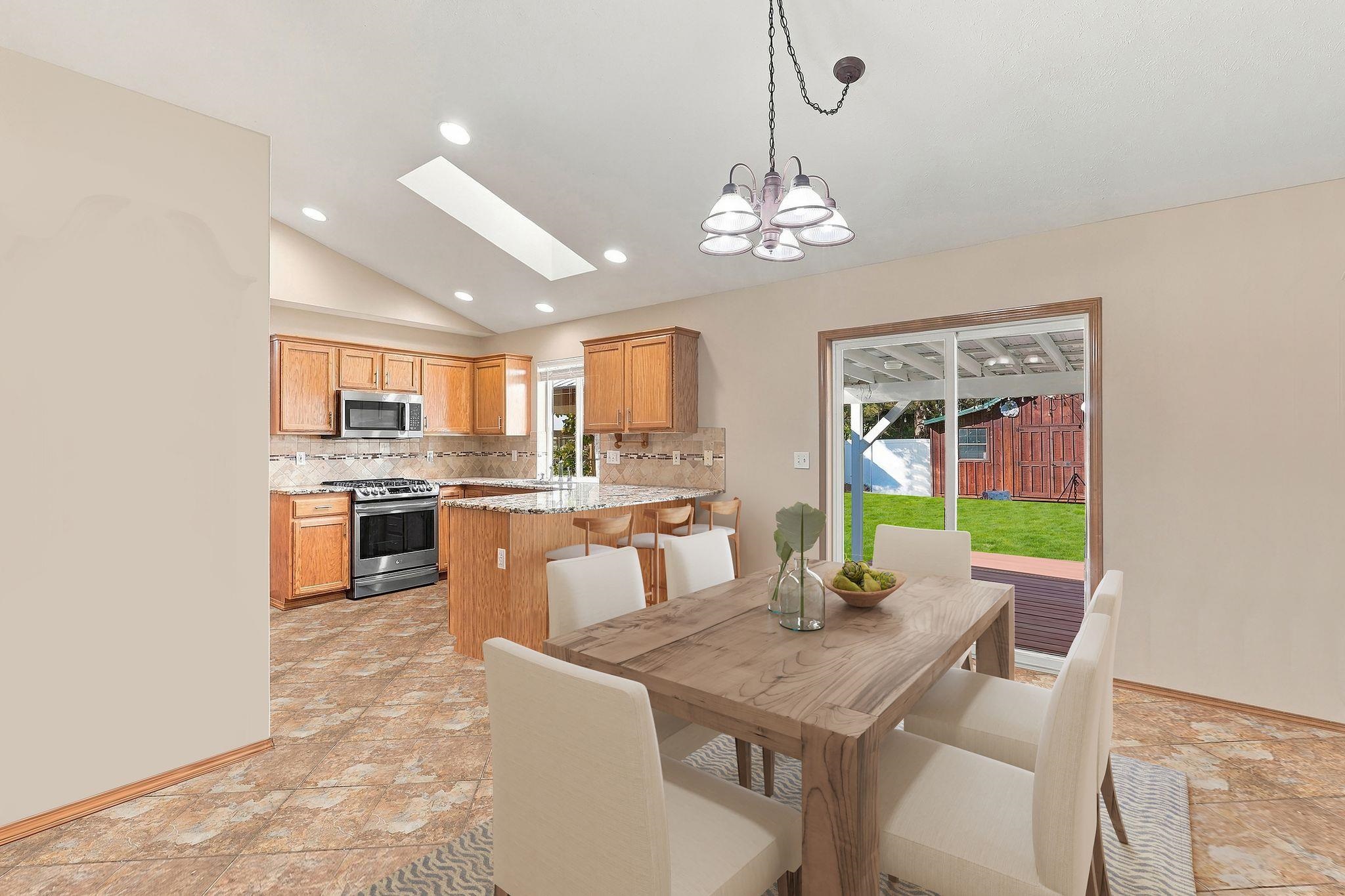 1112 South Newer Road Spokane Valley, WA 99037 - Photo 5 of 38 Gallery Image 5