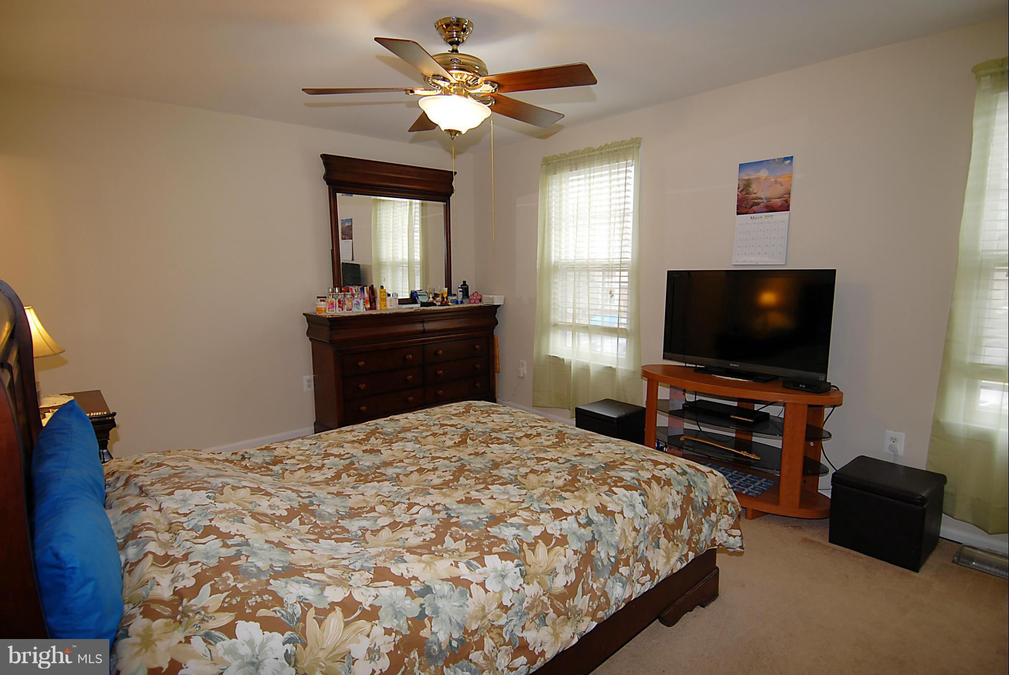 3247 Foothill Street Woodbridge, VA 22192 - Photo 12 of 26 Master Bedroom