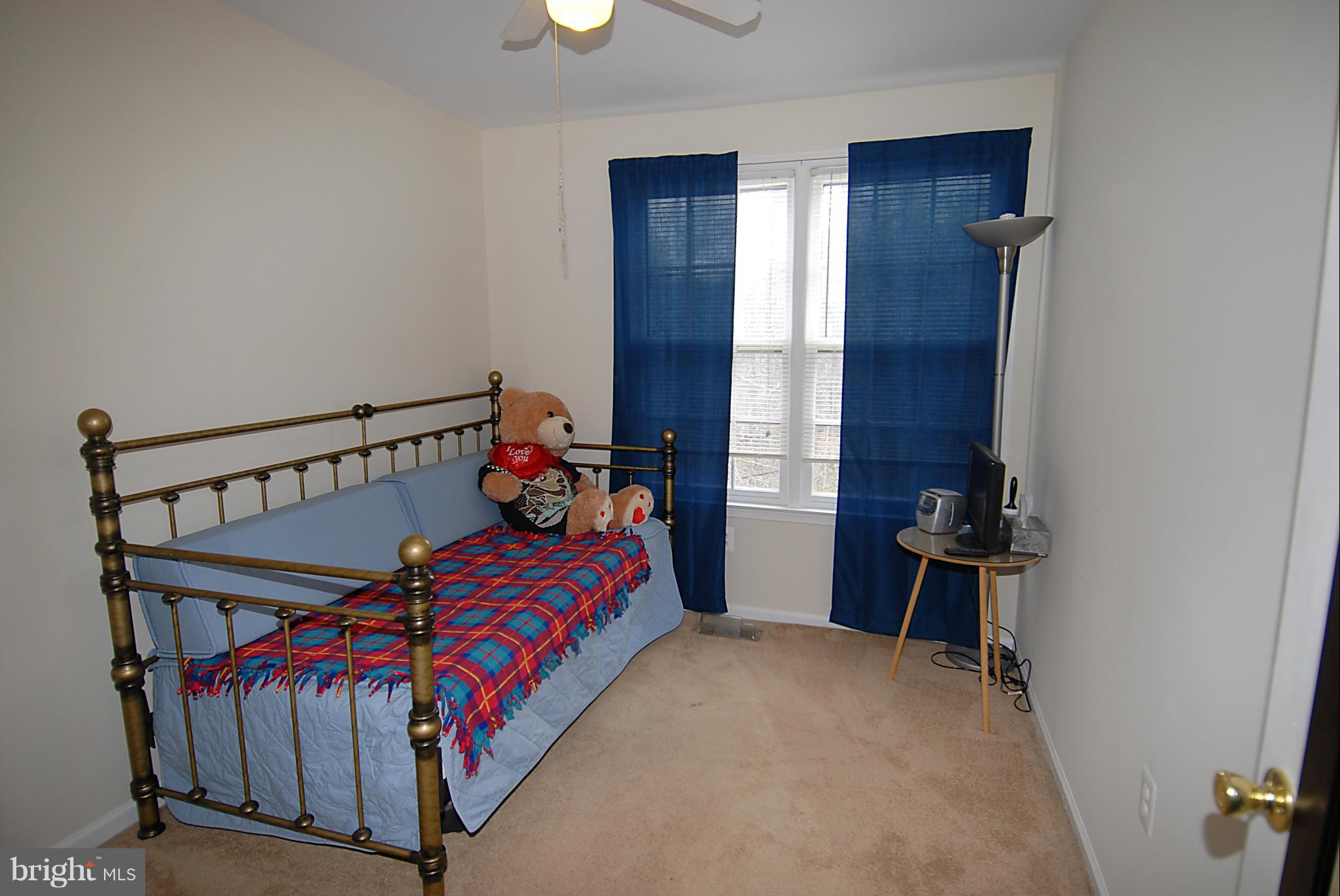 3247 Foothill Street Woodbridge, VA 22192 - Photo 15 of 26 Second Bedroom
