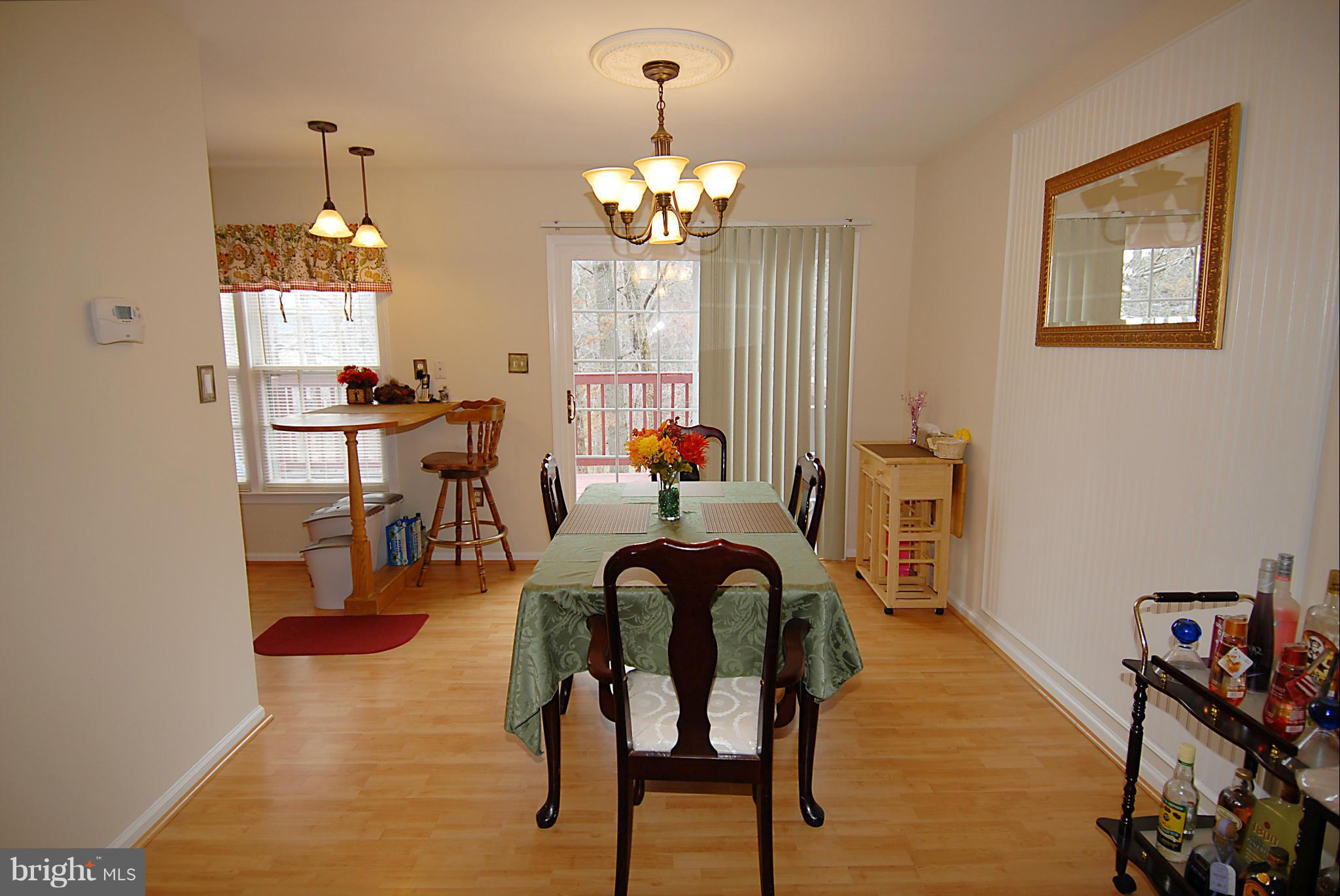 3247 Foothill Street Woodbridge, VA 22192 - Photo 5 of 26 Dining Room