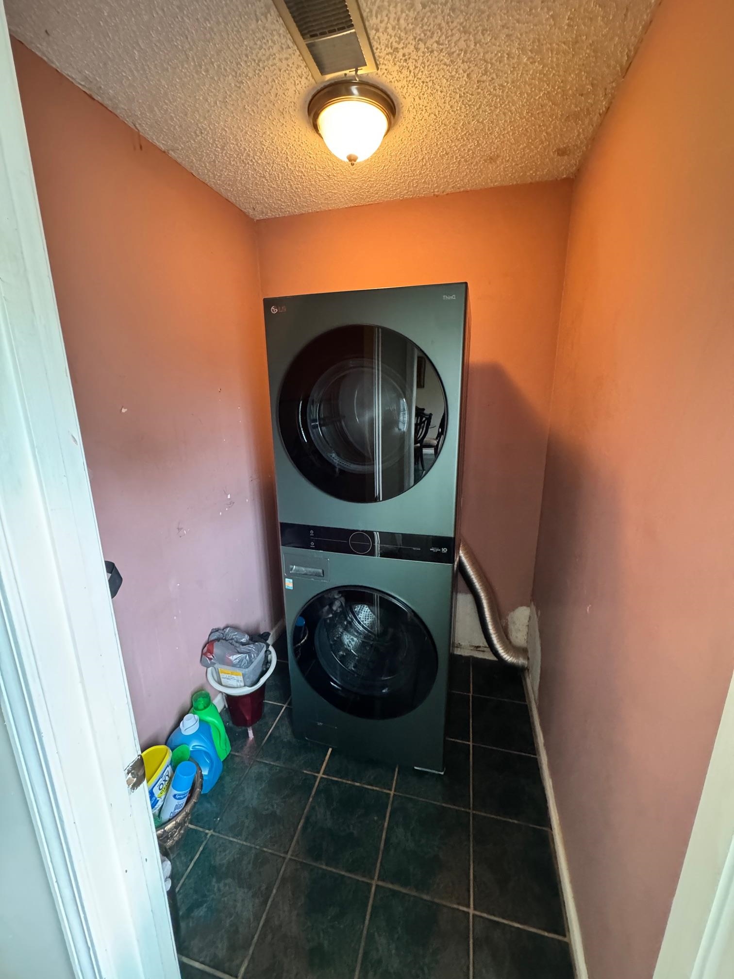 4709 Valene Circle Memphis, TN 38141 - Photo 20 of 23 a bathroom with a toilet and a sink