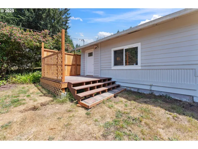 $269,999 | 89311 Sutton Lake Drive, Florence, OR 97439