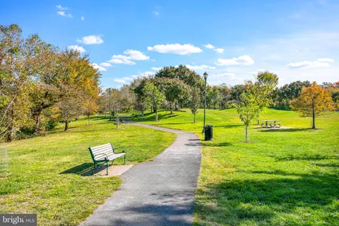 $485,000 | 400 Cameron Station Boulevard, Unit 308, Alexandria, VA 22304