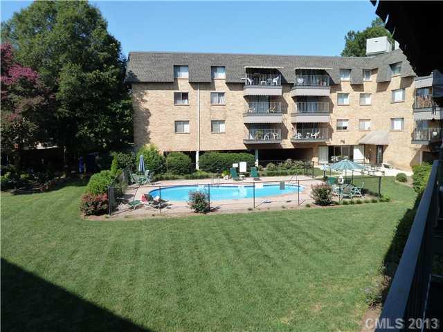 1323 Queens Road, Unit 219 Charlotte, NC 28207 - Photo 2 of 7
