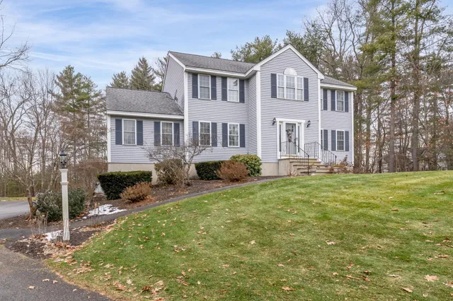 $865,000 | 19 Colonial Drive, Londonderry, NH 03053