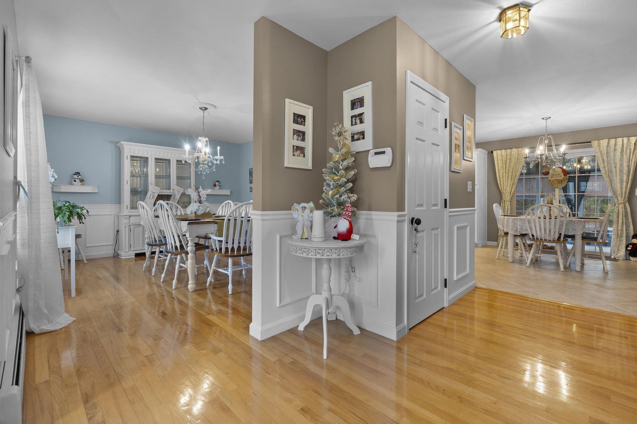 19 Colonial Drive Londonderry, NH 03053 - Photo 17 of 58