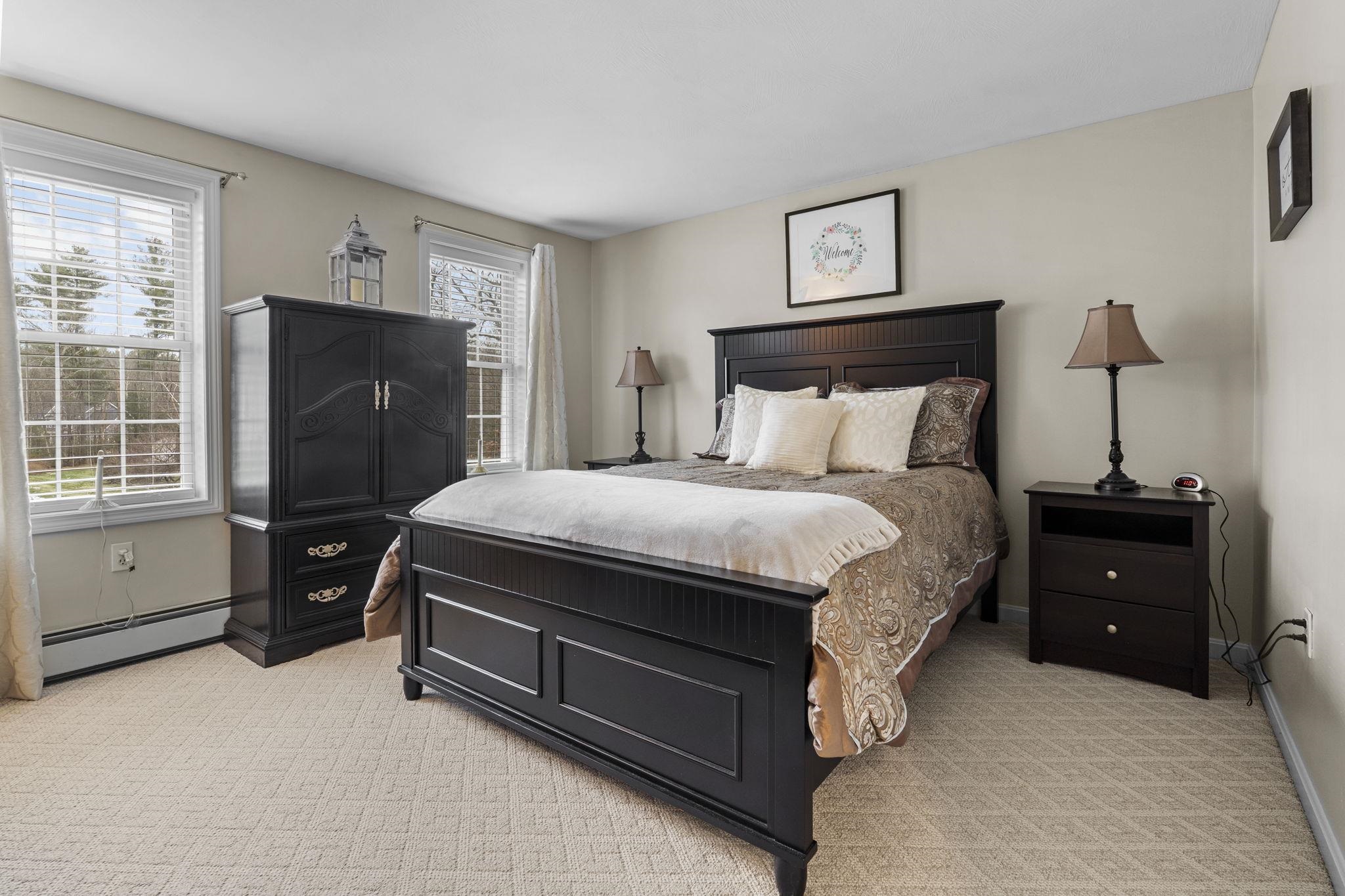 19 Colonial Drive Londonderry, NH 03053 - Photo 48 of 58