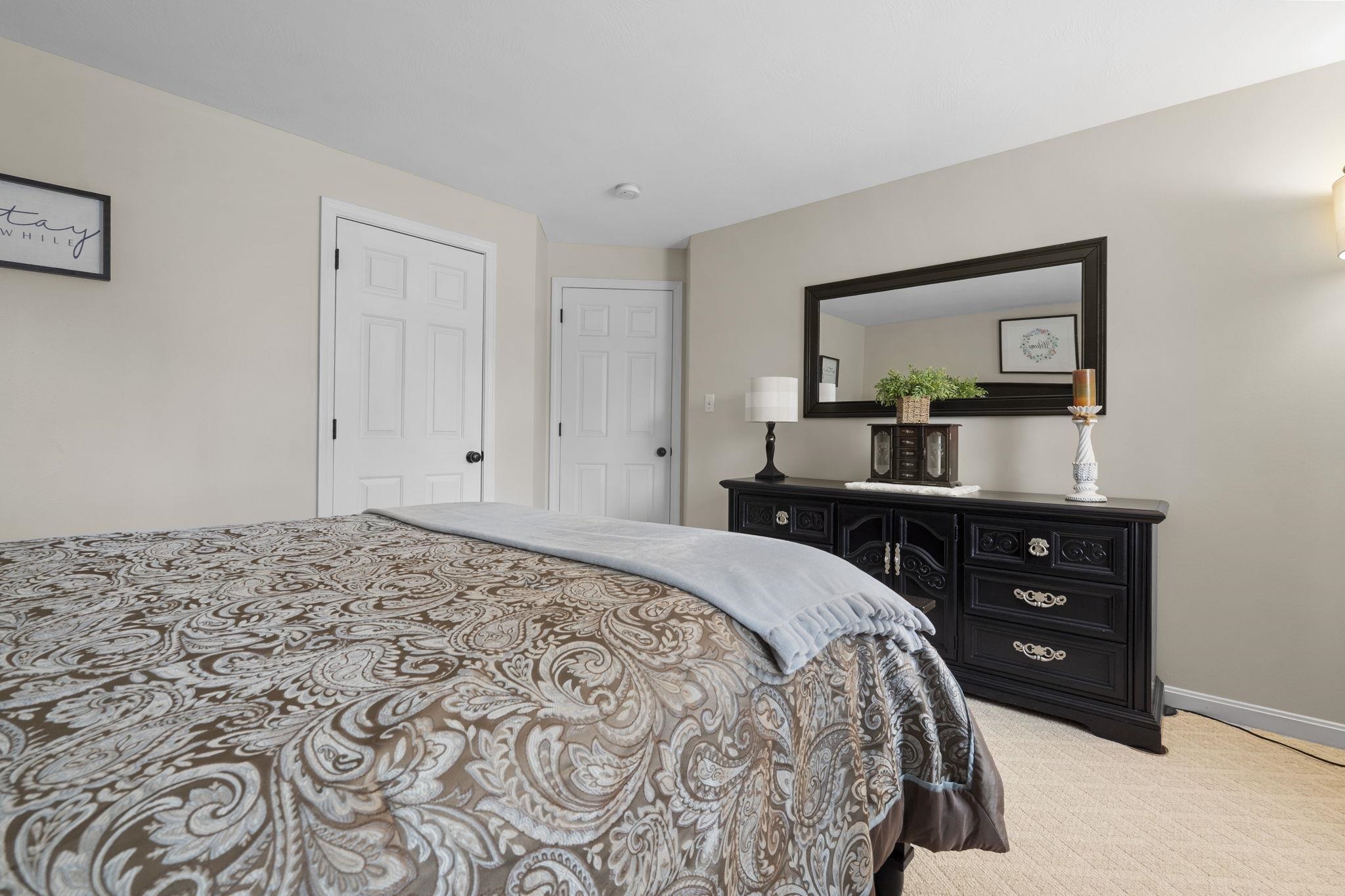 19 Colonial Drive Londonderry, NH 03053 - Photo 50 of 58