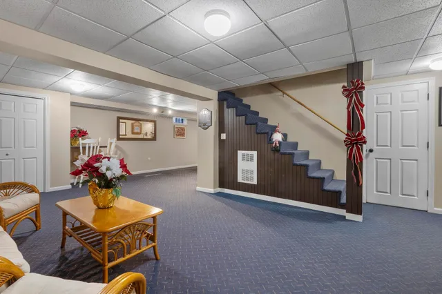 $865,000 | 19 Colonial Drive, Londonderry, NH 03053