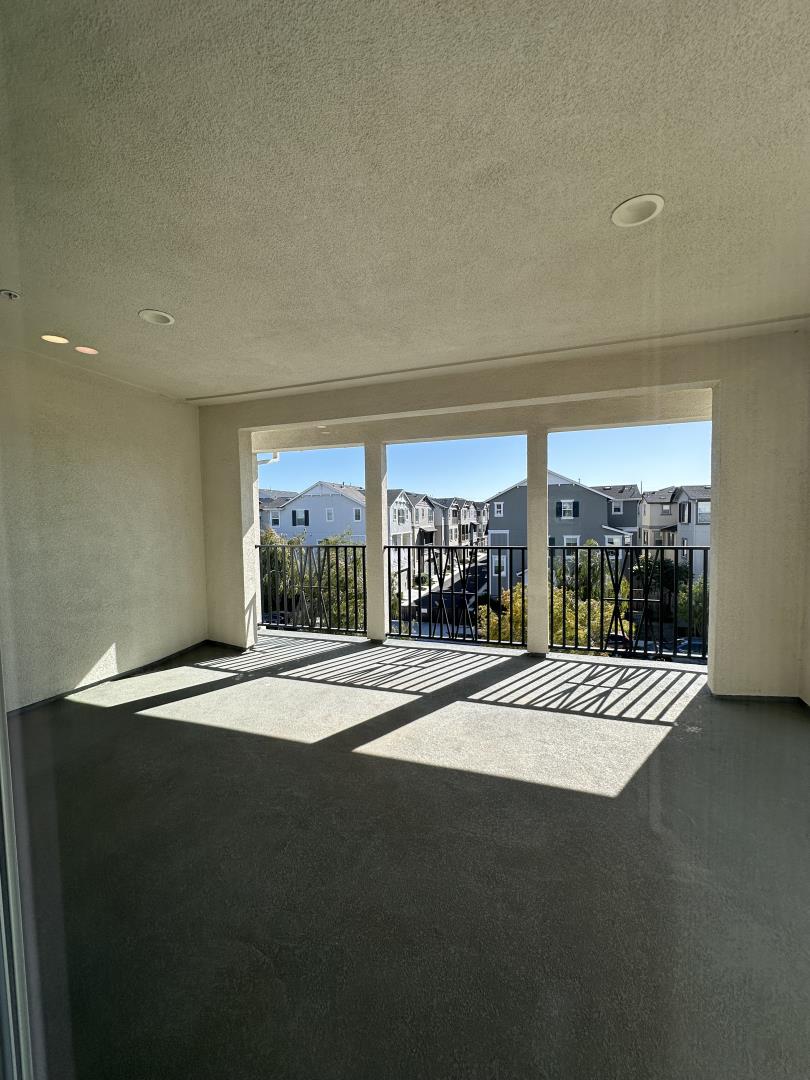 37649 Cape Cod Road Newark, CA 94560 - Photo 16 of 22