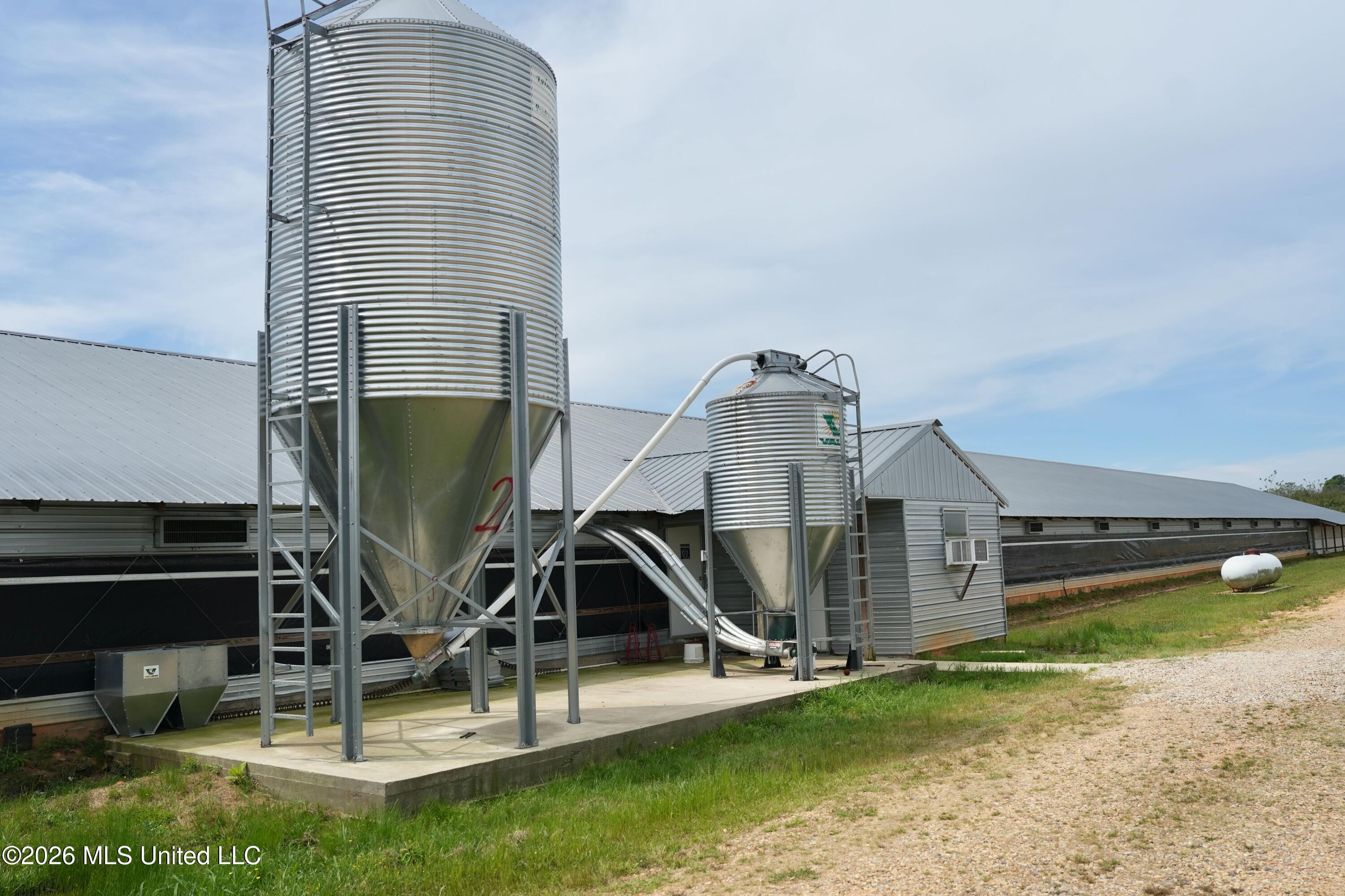 53 Jones Chapel Road Collins, MS 39428 - Photo 12 of 46 DSC02068