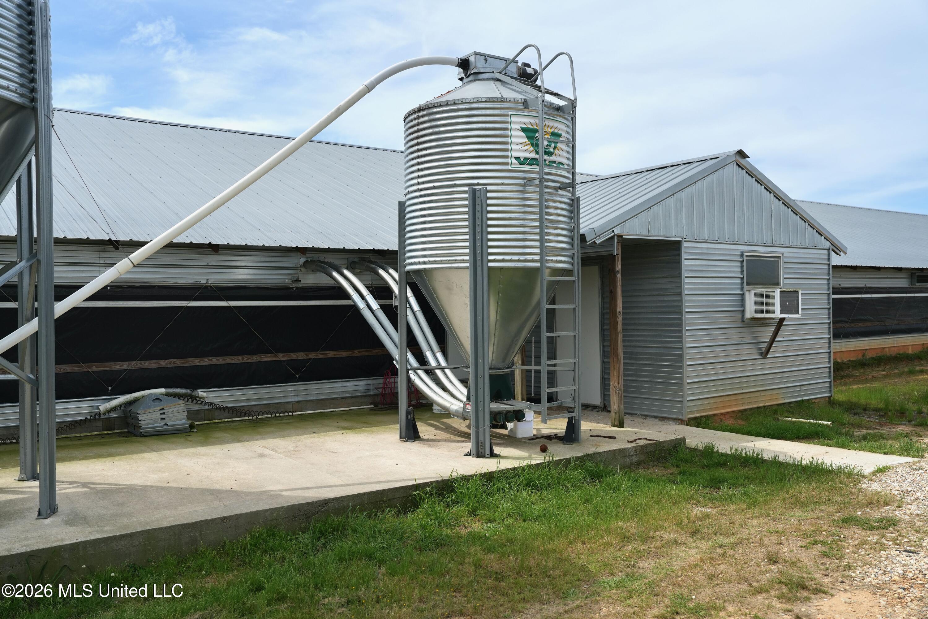 53 Jones Chapel Road Collins, MS 39428 - Photo 13 of 46 DSC02071