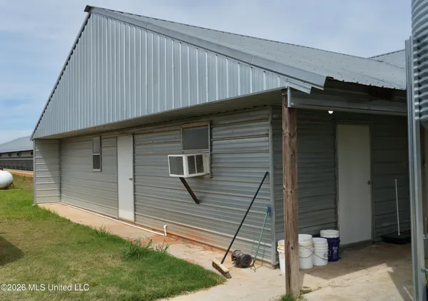 $2,300,000 | 53 Jones Chapel Road, Collins, MS 39428