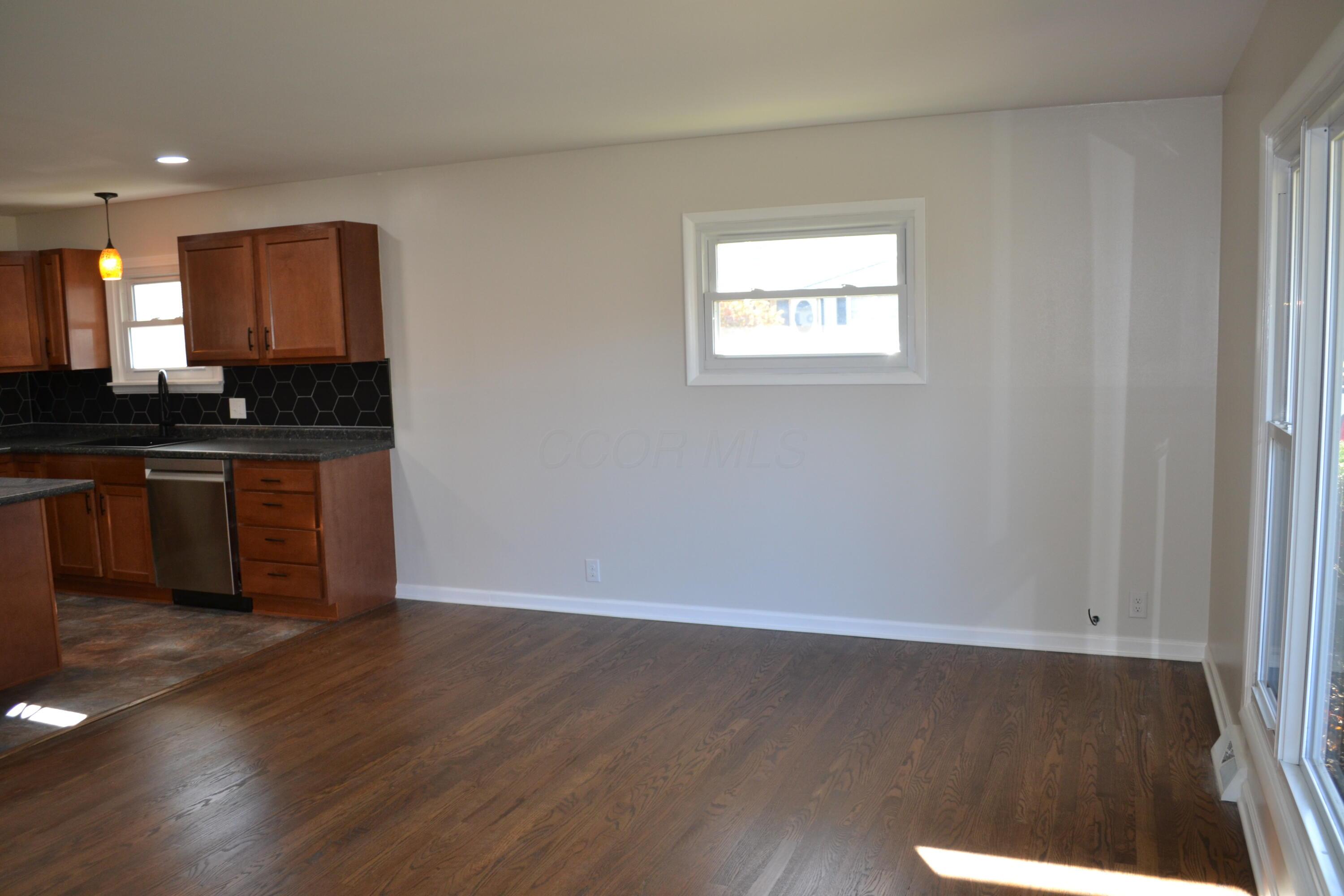 5375 Fairmount Road Heath, OH 43056 - Photo 6 of 63 DSC_0141