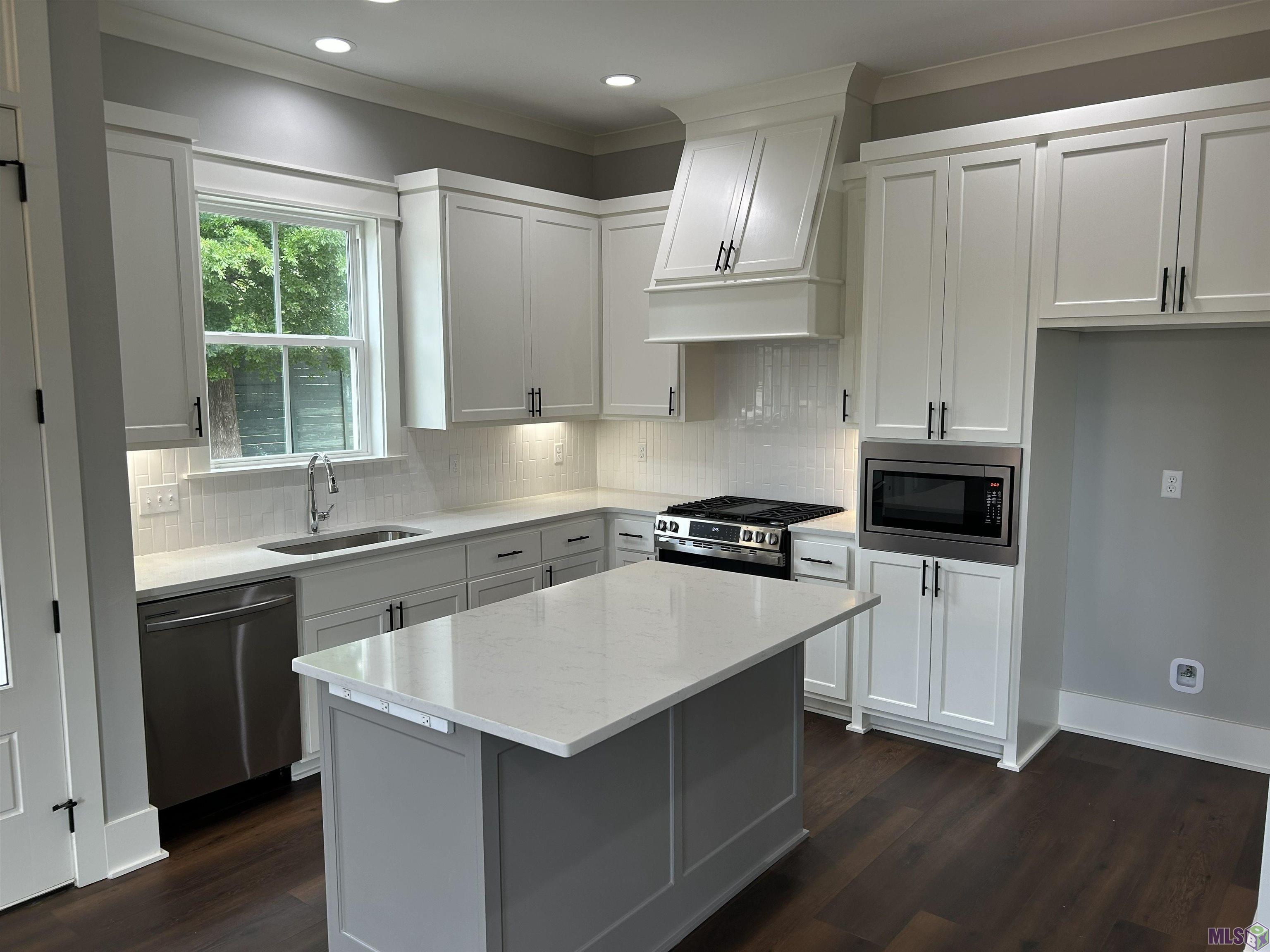 5704 Goodwood Crossing Lane Baton Rouge, LA 70806 - Photo 2 of 7