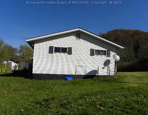 2564 Dudden Fork Road Kenna, WV 25248 - Photo 8 of 8 Exterior Front.