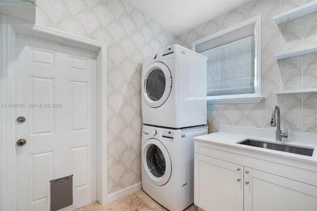 $1,700,000 | 9357 Northeast 9th Place, Miami Shores, FL 33138