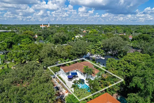 $1,700,000 | 9357 Northeast 9th Place, Miami Shores, FL 33138