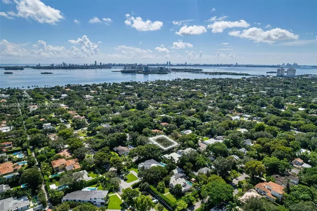 $1,700,000 | 9357 Northeast 9th Place, Miami Shores, FL 33138