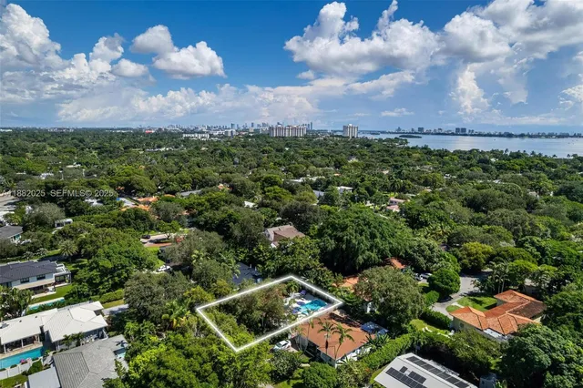 $1,700,000 | 9357 Northeast 9th Place, Miami Shores, FL 33138