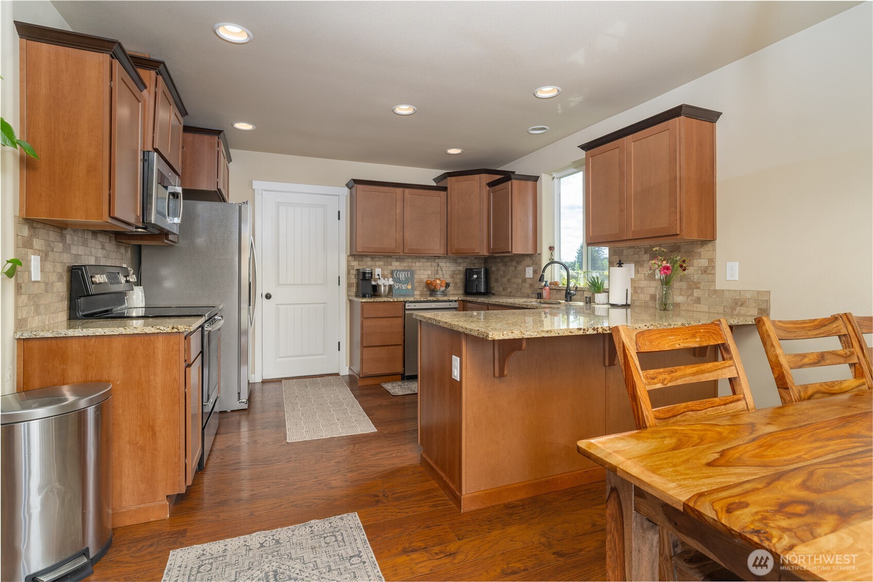 9324 179th Way Southwest Rochester, WA 98579 - Photo 13 of 33