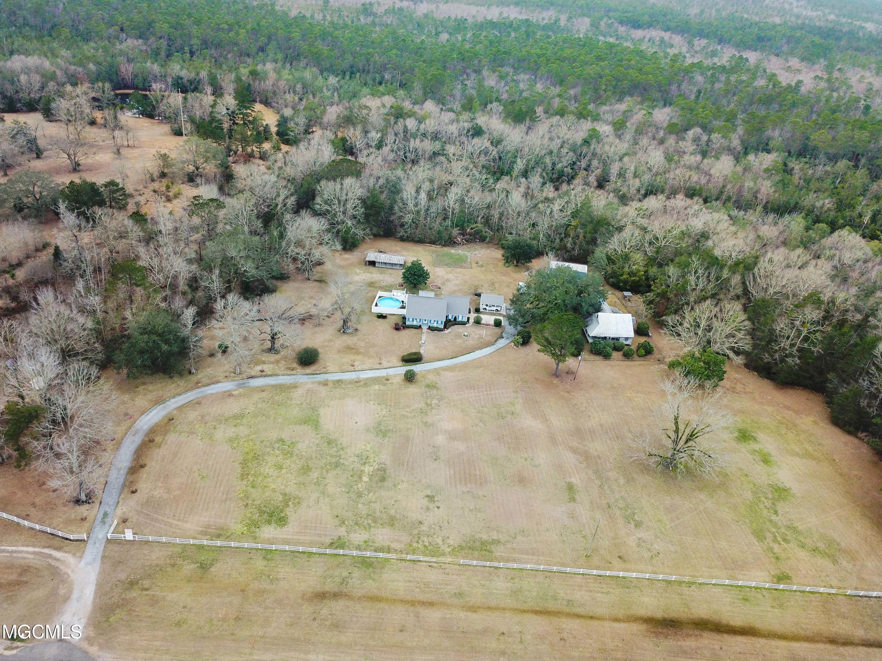 23219 Highway 63 Moss Point, MS 39562 - Photo 29 of 37 033