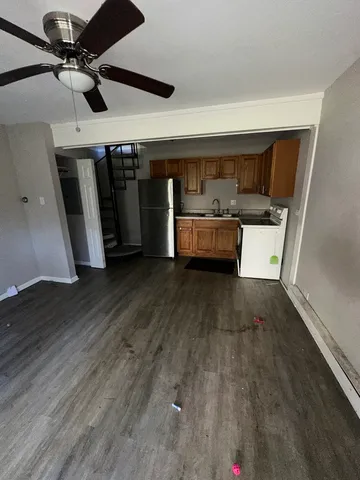 $72,900 | 16 St Thomas Colony Street, Unit 6, Fox Lake, IL 60020