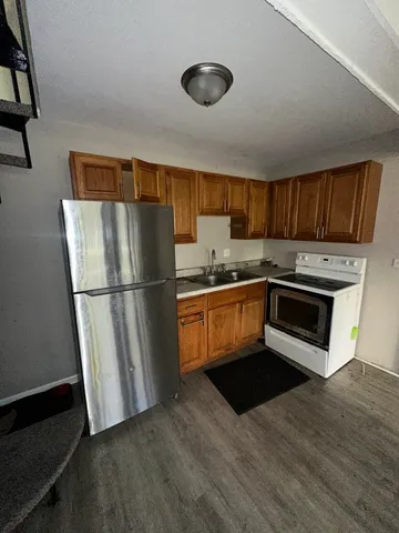$72,900 | 16 St Thomas Colony Street, Unit 6, Fox Lake, IL 60020