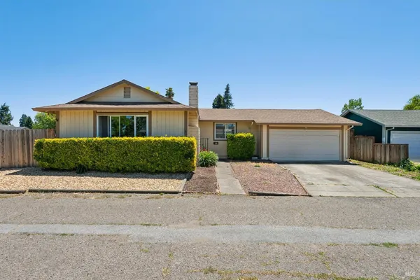 $639,000 | 7293 Circle Drive, Rohnert Park, CA 94928