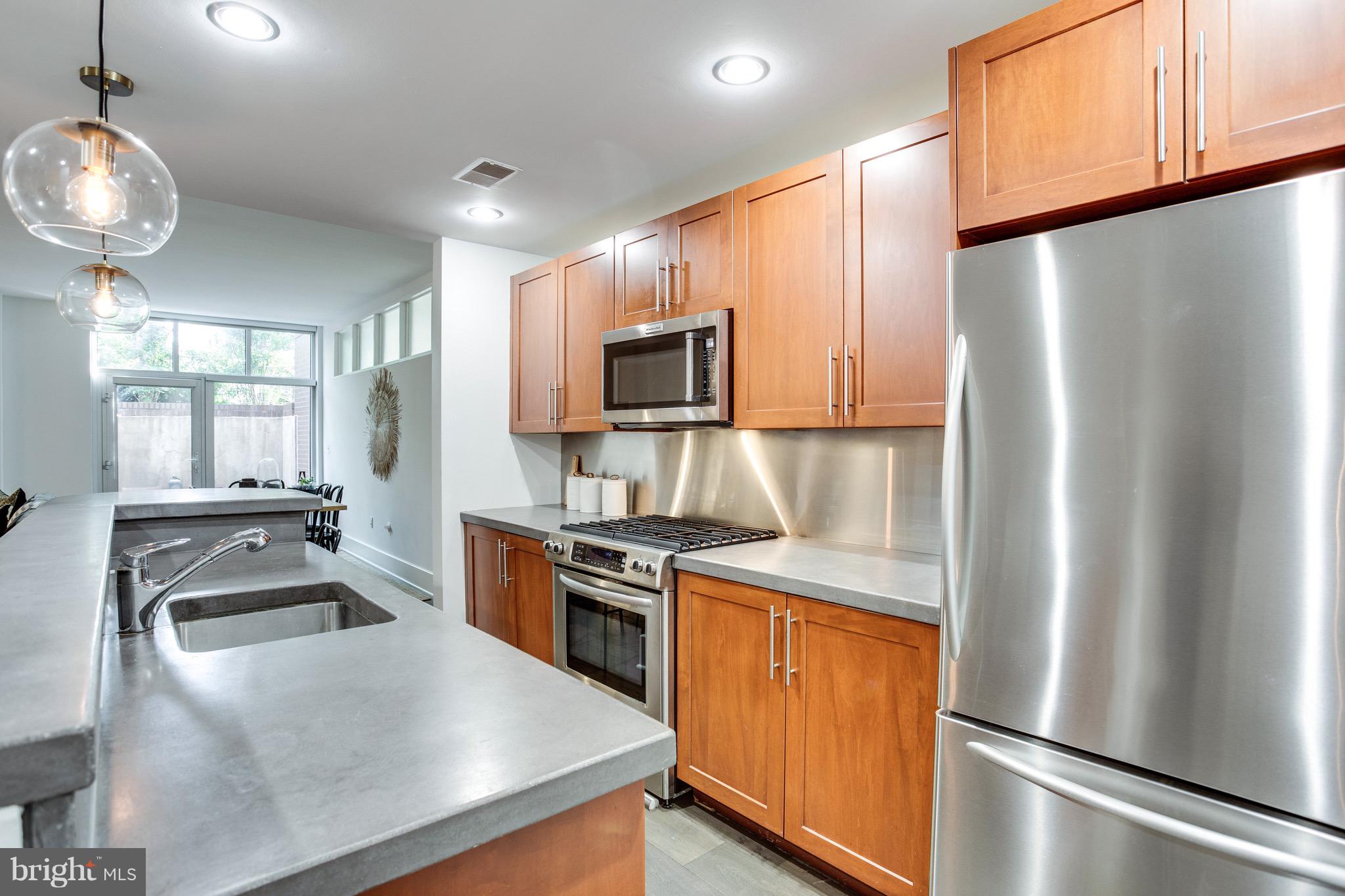 2100 11th Street Northwest, Unit G01 Washington, DC 20001 - Photo 12 of 29 Kitchen