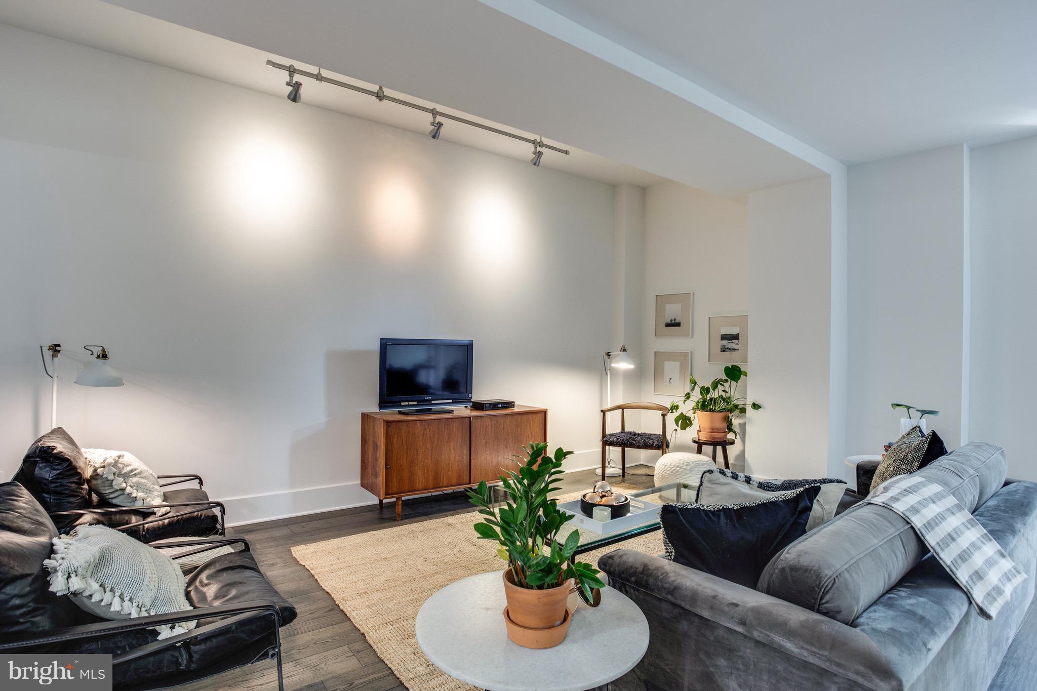 2100 11th Street Northwest, Unit G01 Washington, DC 20001 - Photo 6 of 29 Living Room